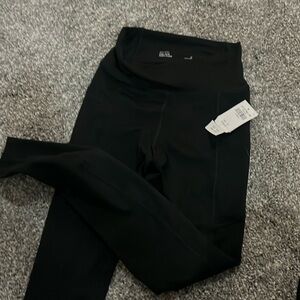 Gilly Hicks leggings